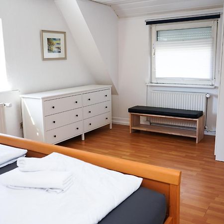 Gemuetliches Haus Mit Grossem Traumhaften Garten เบรเมน ภายนอก รูปภาพ